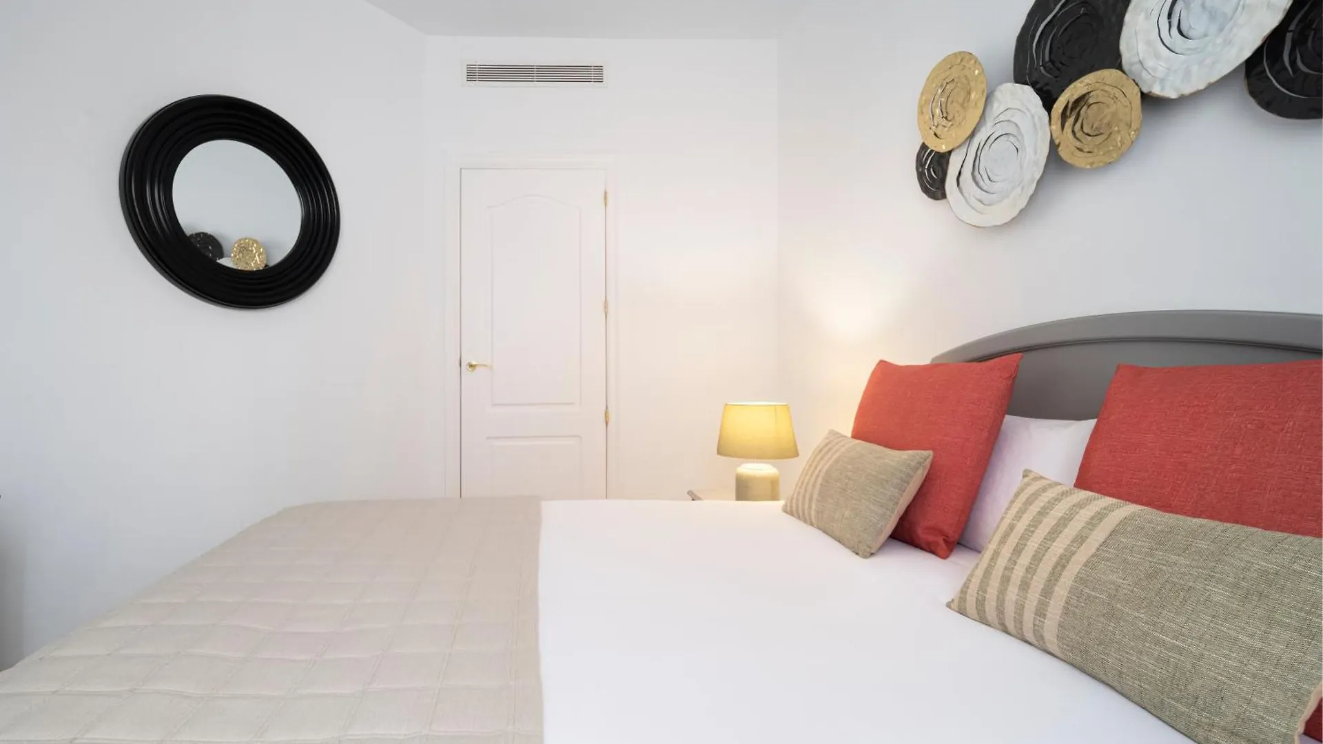 Santa Justa Suite Apartment II Seville Spain