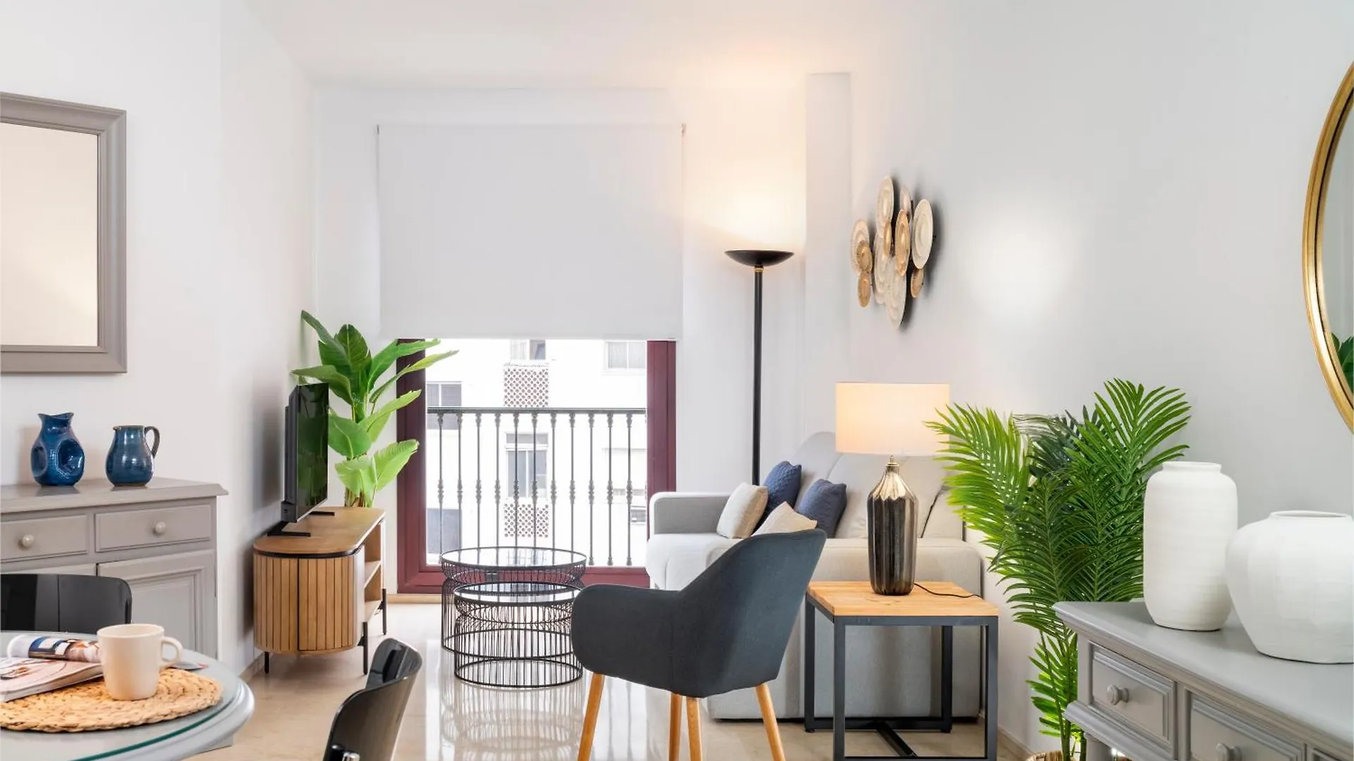 Santa Justa Suite Apartment II Seville