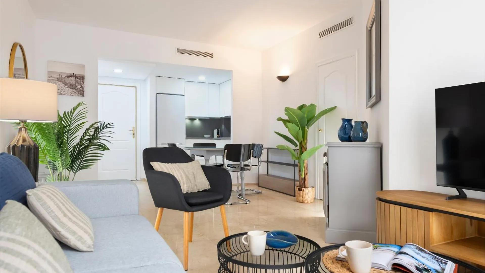 Santa Justa Suite Apartment II Seville Spain