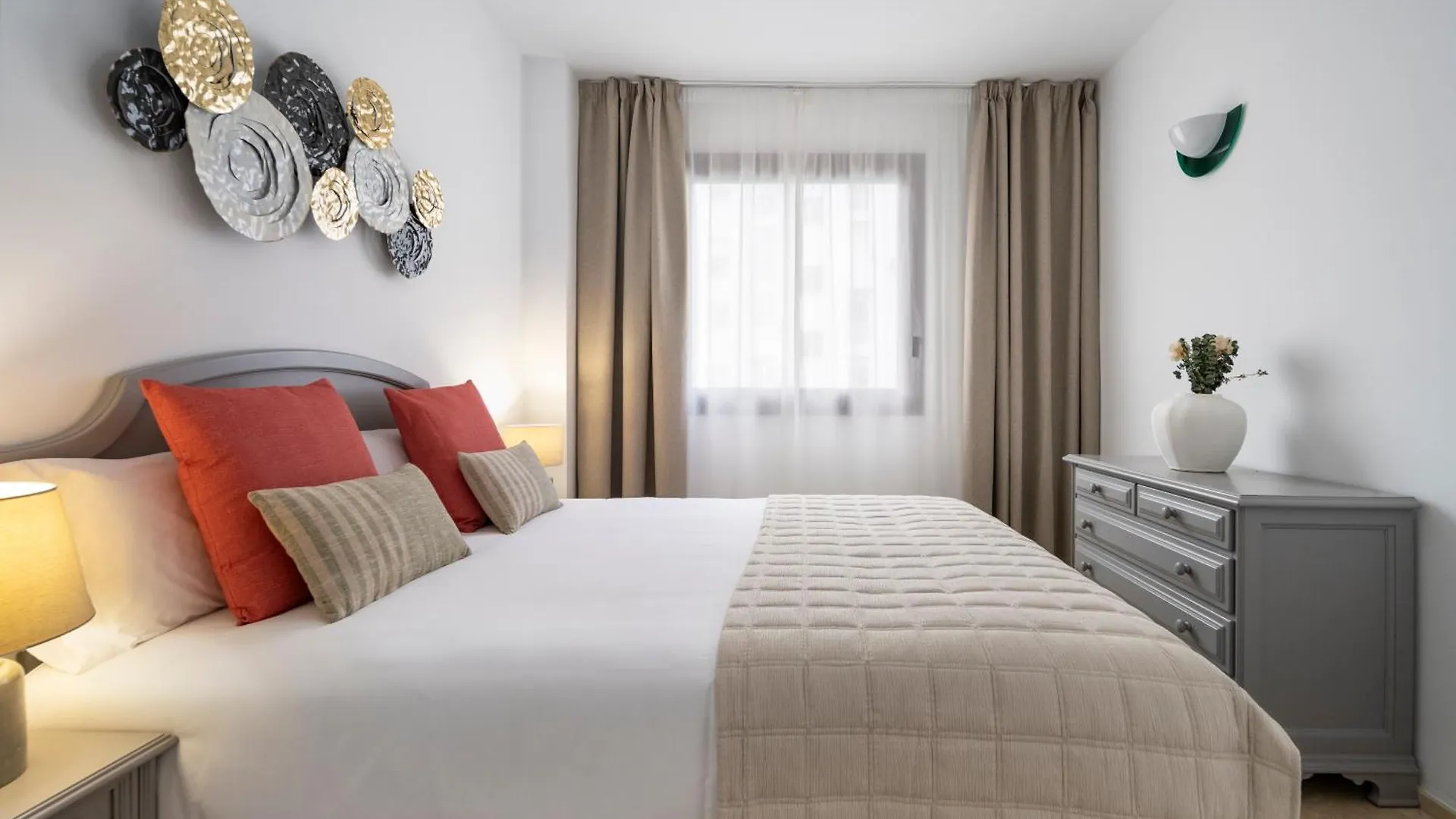 Santa Justa Suite Apartment II Seville